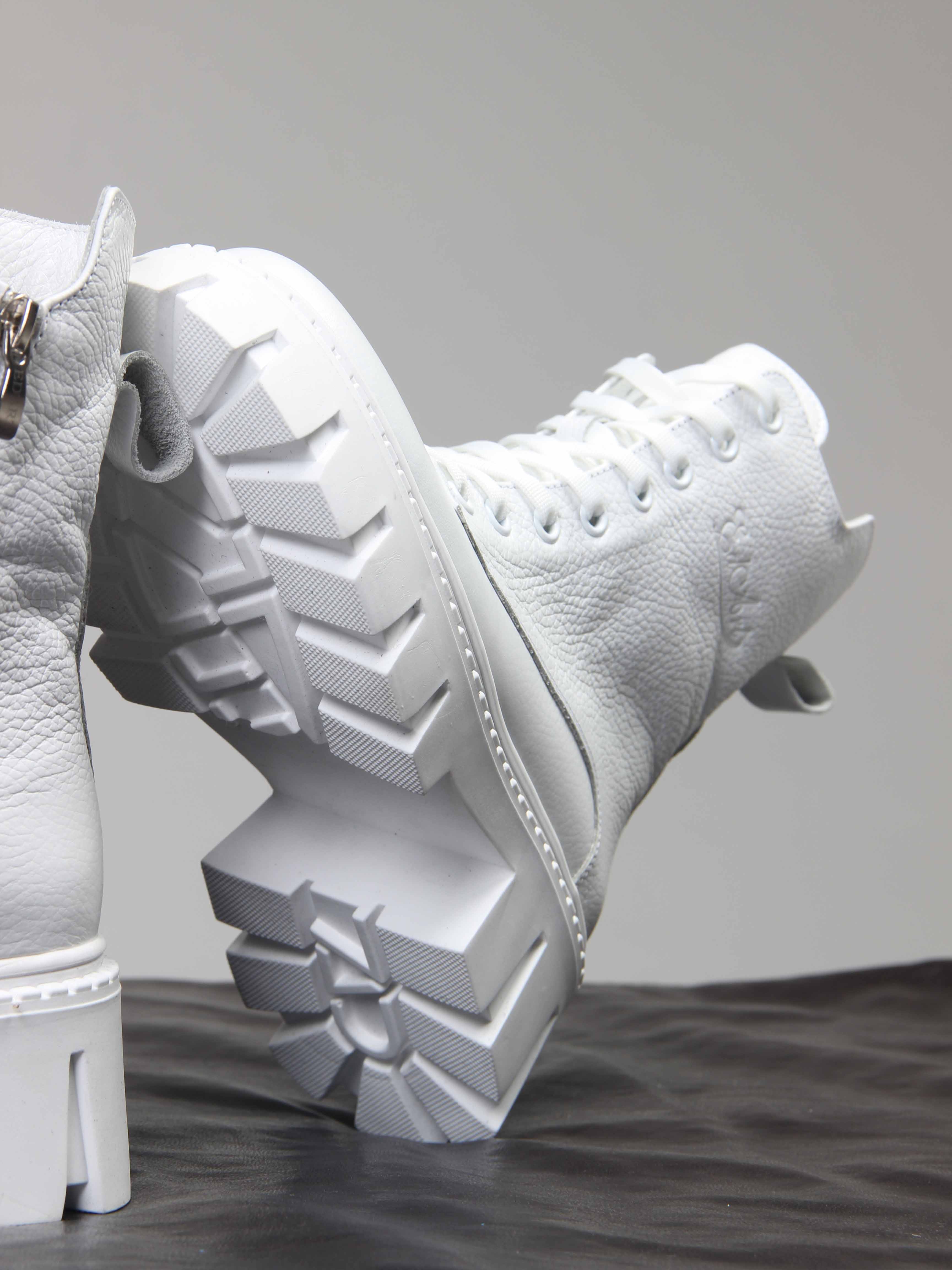 картинка Ботинки ED'ART 346.чанки'w. Белый бартон от интернет магазина