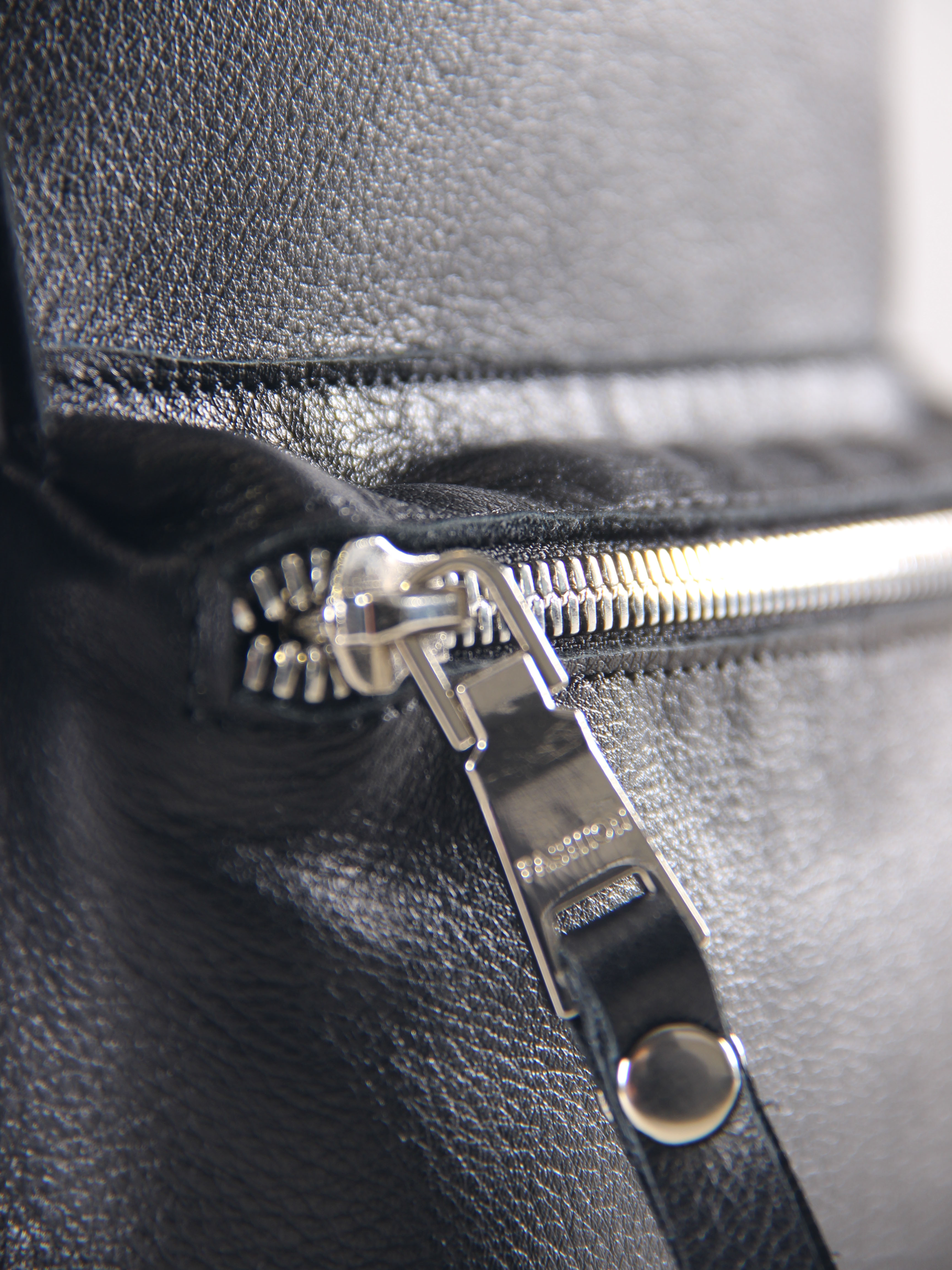 картинка Рюкзак ED'ART r01.черный от интернет магазина