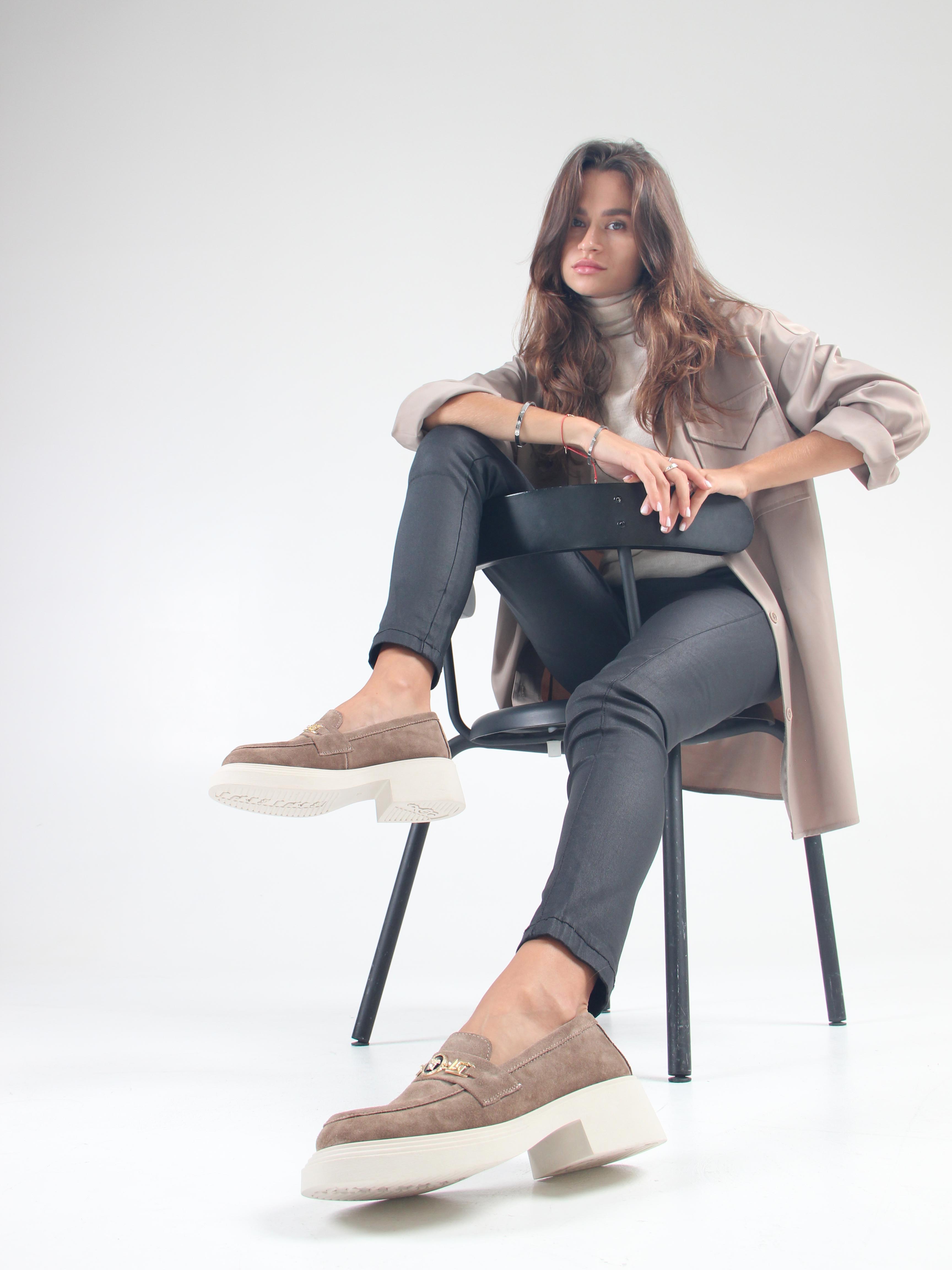 картинка Лоферы туфли ED'ART 173.1453'be. коричневый капучино замша от интернет магазина