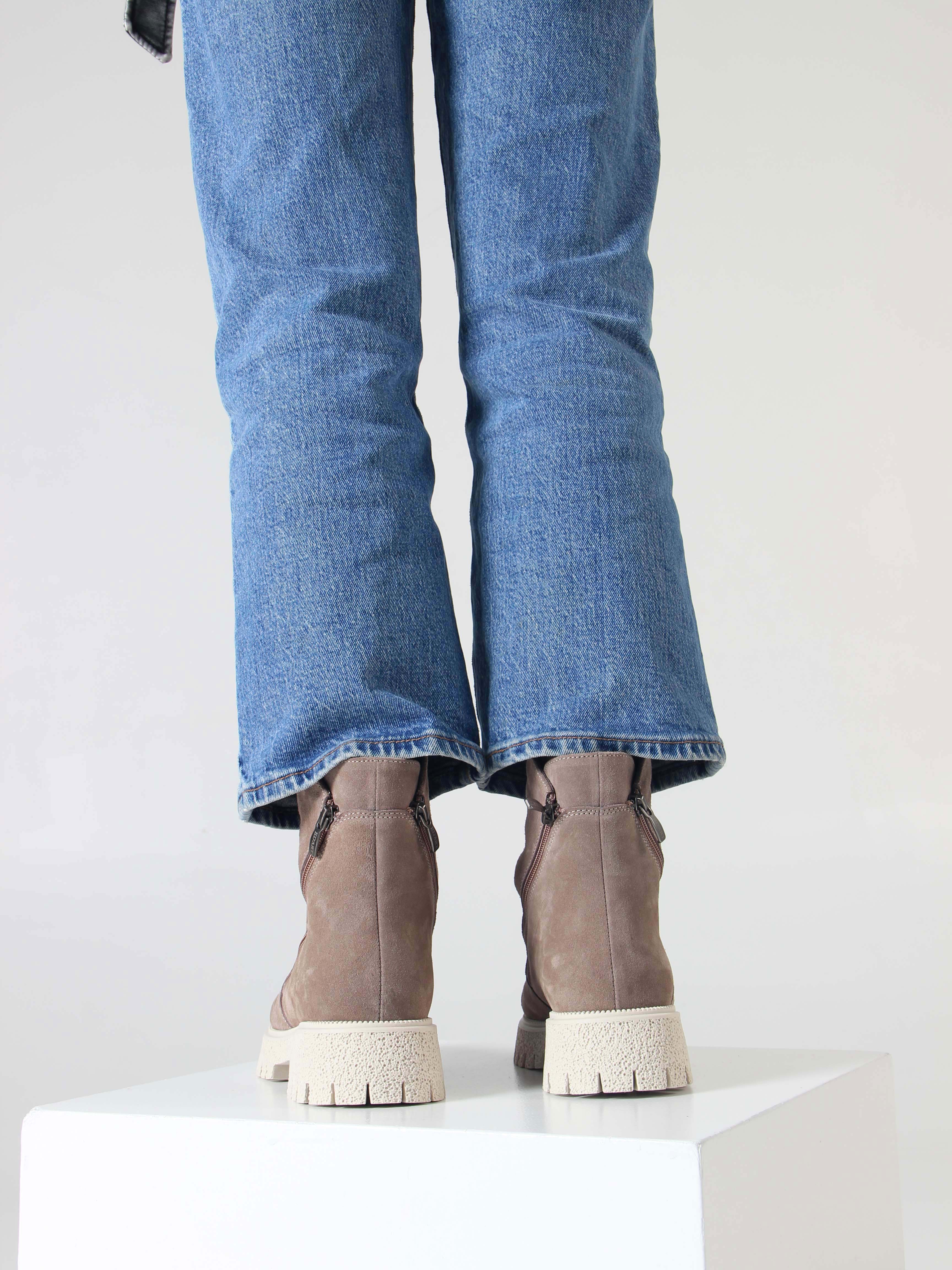 картинка Ботинки ED'ART 233.1541'be. Капучино замша от интернет магазина