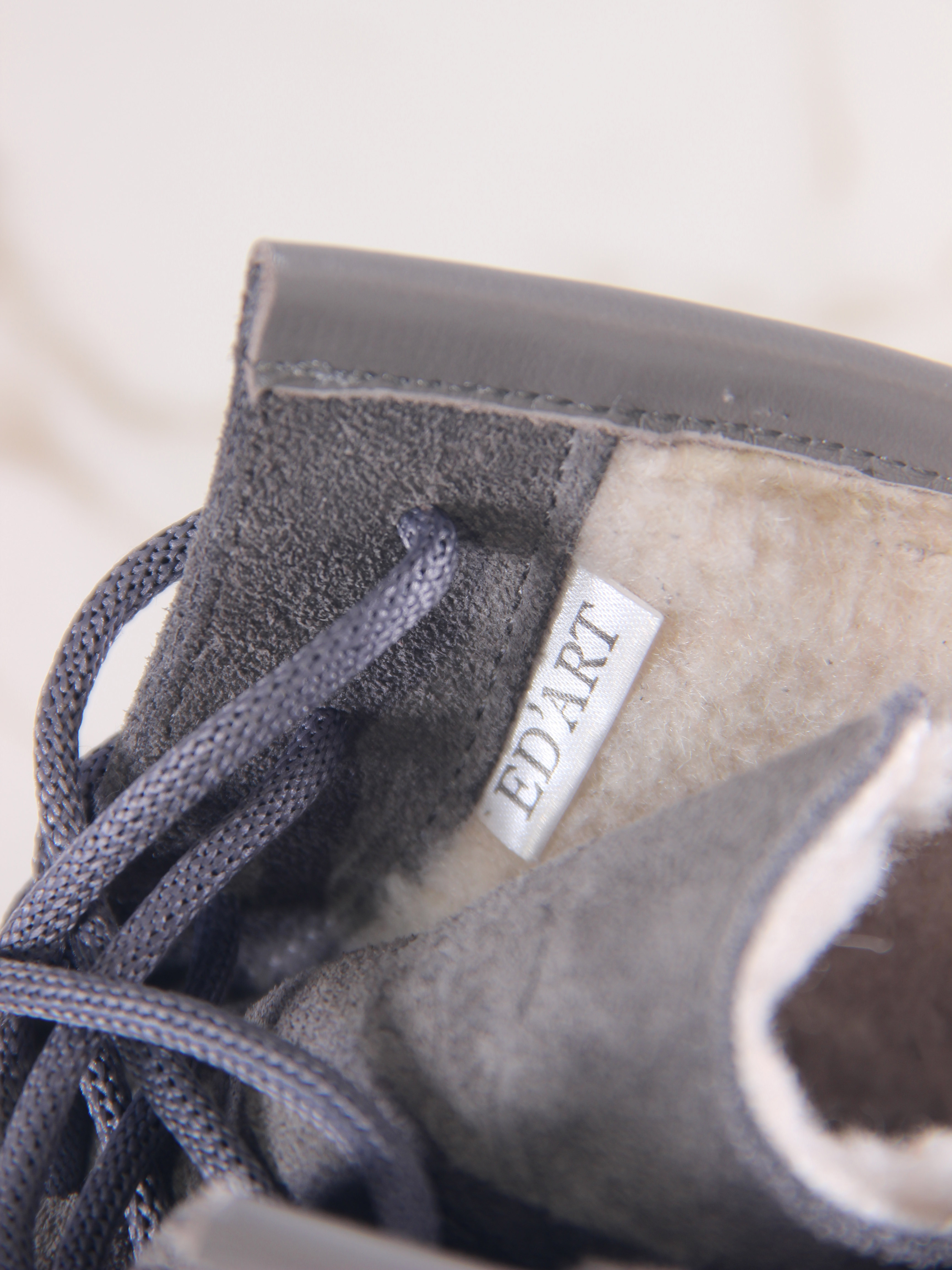 картинка Ботинки ED'ART 319.taskana'gr. Серый замок замша+игуана от интернет магазина