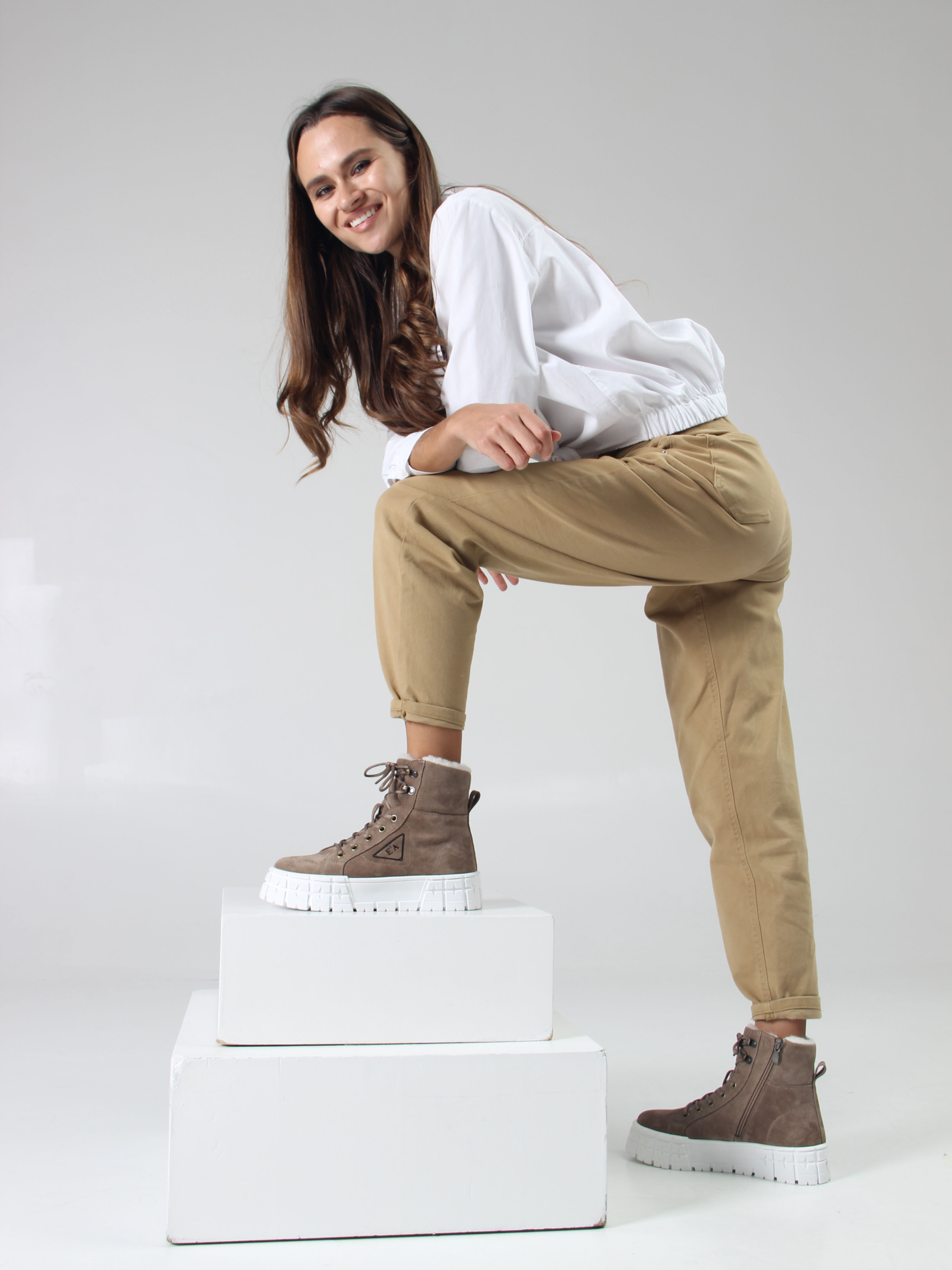 картинка Ботинки ED'ART 216.212131'w. коричневый капучино замша от интернет магазина