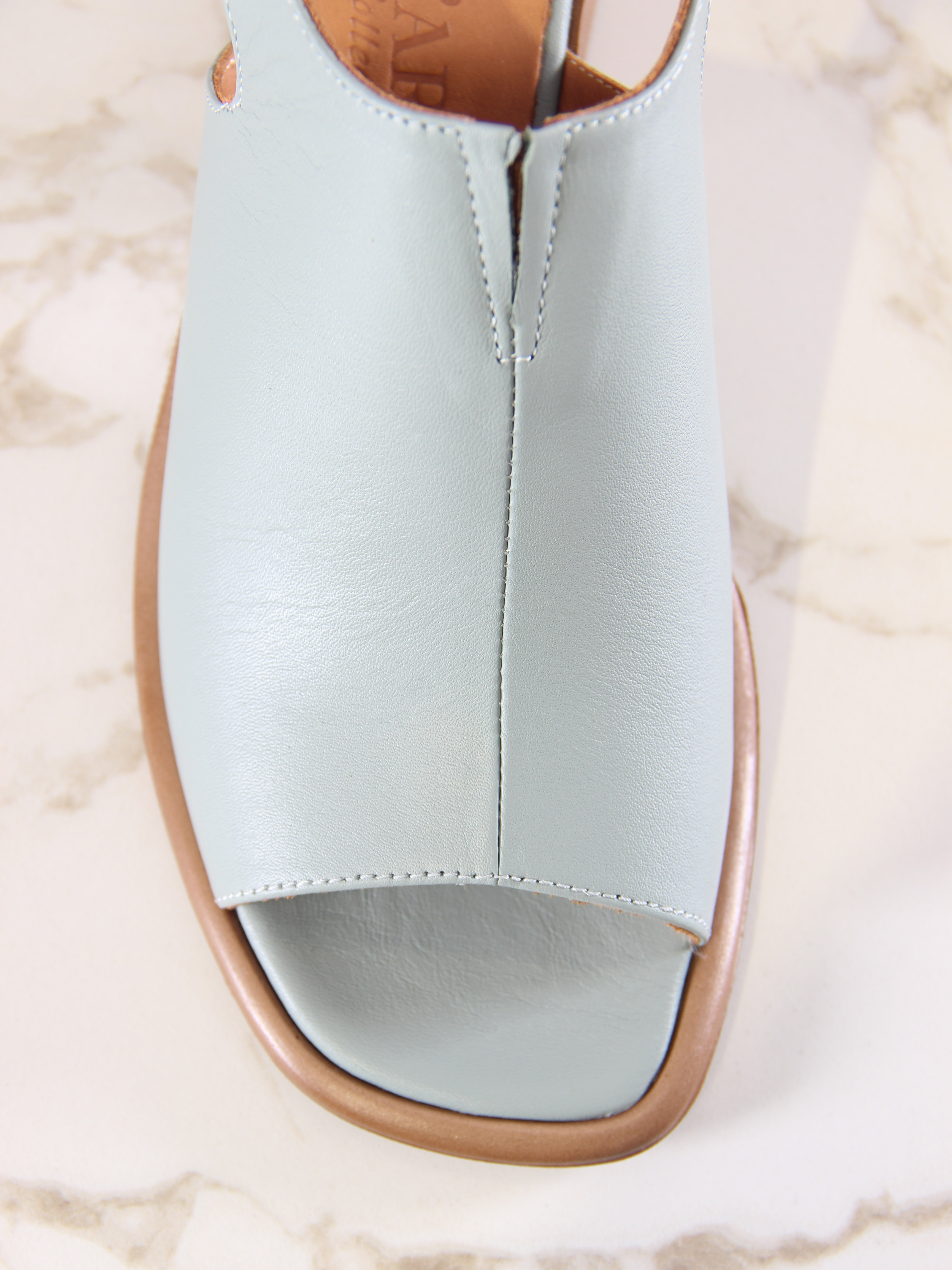 картинка Босоножки ED'ART 4013.23663'bе. Авокадо лион+коричневый от интернет магазина