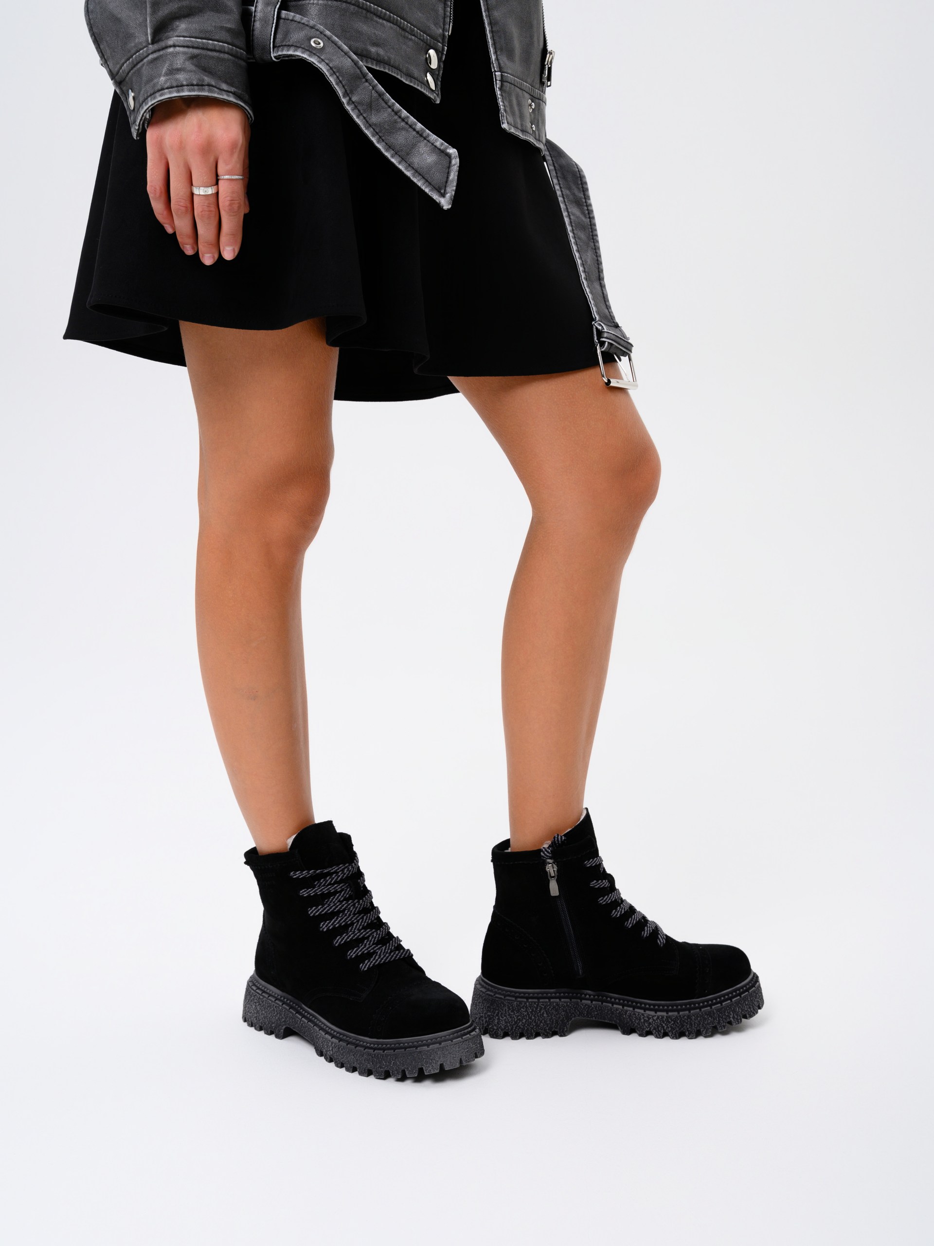 картинка Ботинки ED'ART 319.22511'gr. Черный замша от интернет магазина