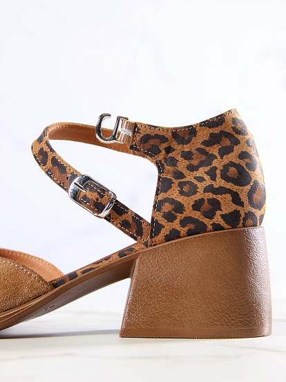 картинка Босоножки ED'ART 5033.23663'bе.Светло-коричневая замша+корич леопард замша от интернет магазина