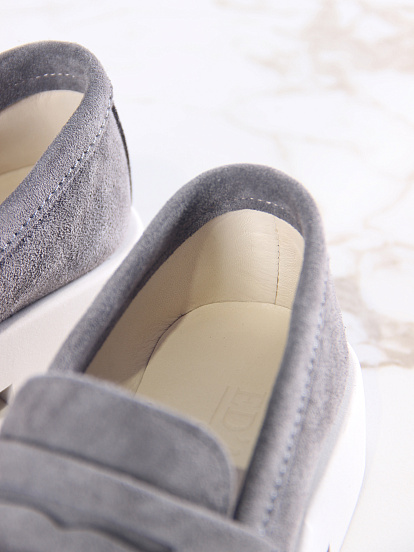 картинка Лоферы туфли ED'ART 176.1593'be. Серый замок замша от интернет магазина