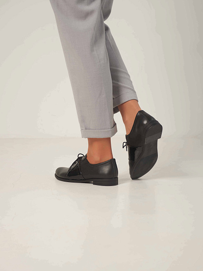 картинка Туфли полуботинки ED'ART 111.madonna'gv. Черный лак от интернет магазина