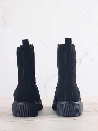 картинка Челси 360.P.taskana'bl. Черная замша от интернет магазина