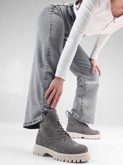 картинка Ботинки ED'ART 338.1541'be. серый замок замша от интернет магазина