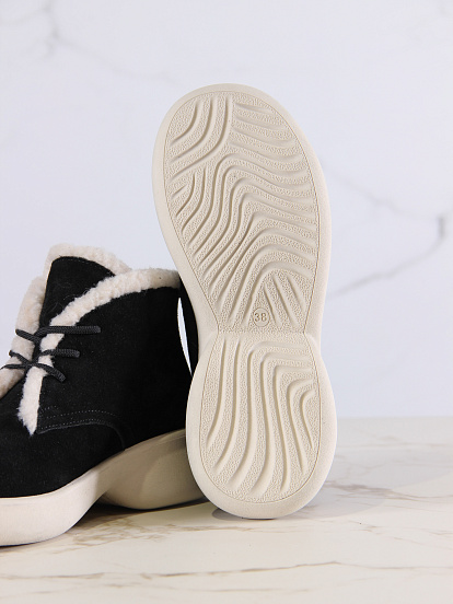 картинка Ботинки  ED'ART 308.927'bе.Черный замша+бежевый от интернет магазина