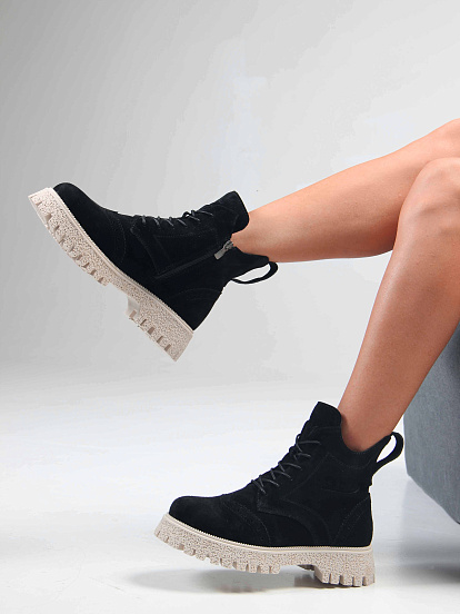 картинка Ботинки ED'ART 338.1541'be. черный замша от интернет магазина