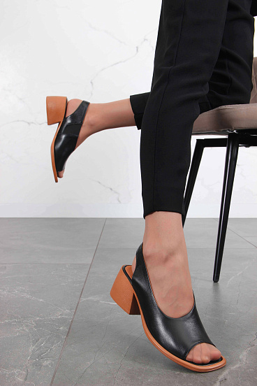 картинка Босоножки ED'ART 4011.23663'br. Черный-коричневый от интернет магазина