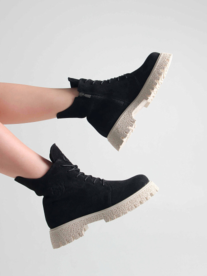 картинка Ботинки ED'ART 228.V.1541'be. Черный замша от интернет магазина