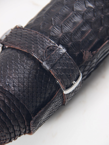 картинка Ремешок на часы R22 коричневый питон от интернет магазина