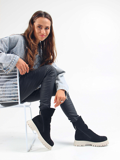 картинка Ботинки ED'ART 233.1541'be. Черный замша от интернет магазина