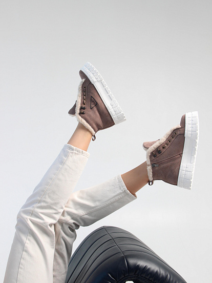 картинка Ботинки ED'ART 243.о.212131'w. Капучино замша от интернет магазина