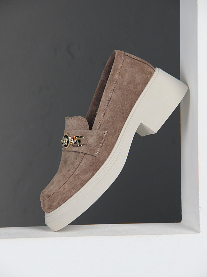 картинка Лоферы туфли ED'ART 173.1453'be. коричневый капучино замша от интернет магазина