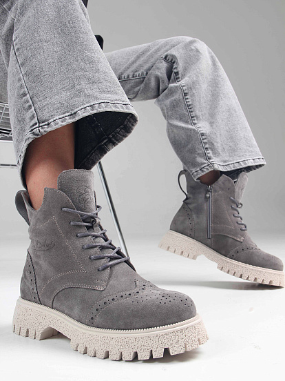 картинка Ботинки ED'ART 338.1541'be. серый замок замша от интернет магазина