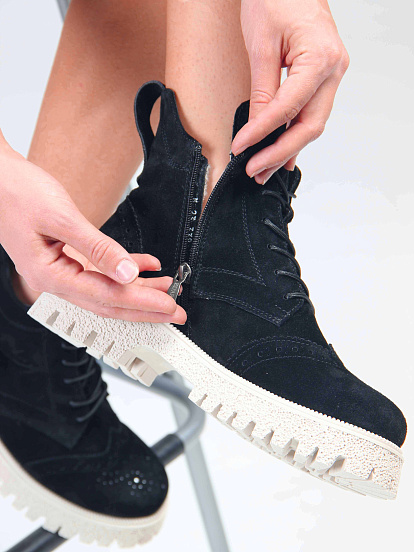 картинка Ботинки ED'ART 338.1541'be. черный замша от интернет магазина